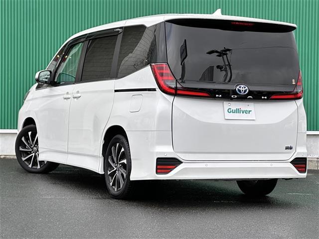 ノア ハイブリッドＳ－Ｚ　快適利便パッケージＨｉｇｈ　ドライビングサポートパッケージ　トヨタチームメイト　ディスプレイオーディオプラス　１０．５インチナビ　パノラミックビューモニター　両側電動スライドドア　パワーバックドア（20枚目）