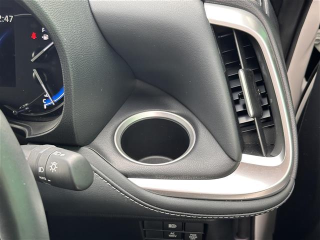 ノア ハイブリッドＳ－Ｚ　快適利便パッケージＨｉｇｈ　ドライビングサポートパッケージ　トヨタチームメイト　ディスプレイオーディオプラス　１０．５インチナビ　パノラミックビューモニター　両側電動スライドドア　パワーバックドア（24枚目）