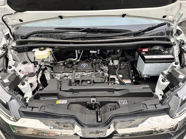 ノア ハイブリッドＳ－Ｚ　快適利便パッケージＨｉｇｈ　ドライビングサポートパッケージ　トヨタチームメイト　ディスプレイオーディオプラス　１０．５インチナビ　パノラミックビューモニター　両側電動スライドドア　パワーバックドア（41枚目）