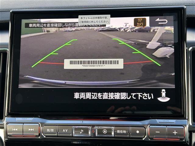 デリカＤ：５ シャモニー　７人乗り　登録済未使用車　ｅ－Ａｓｓｉｓｔ　レーダークルーズコントロール　アルパイン１１型ナビ　マルチアラウンドモニター　両側電動スライドドア　パワーバックドア　パワーシート　シートヒーター　ＬＥＤ（4枚目）