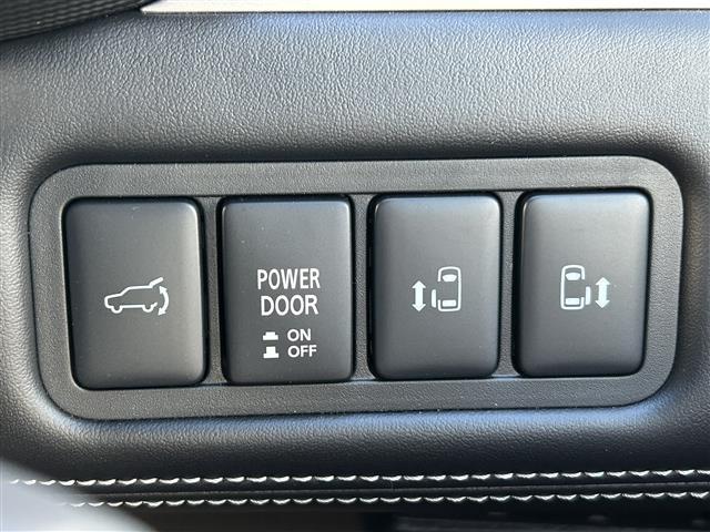 デリカＤ：５ シャモニー　７人乗り　登録済未使用車　ｅ－Ａｓｓｉｓｔ　レーダークルーズコントロール　アルパイン１１型ナビ　マルチアラウンドモニター　両側電動スライドドア　パワーバックドア　パワーシート　シートヒーター　ＬＥＤ（6枚目）