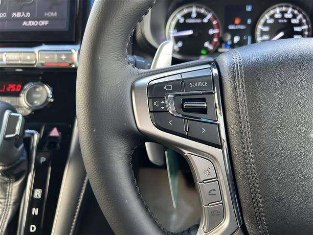 デリカＤ：５ シャモニー　７人乗り　登録済未使用車　ｅ－Ａｓｓｉｓｔ　レーダークルーズコントロール　アルパイン１１型ナビ　マルチアラウンドモニター　両側電動スライドドア　パワーバックドア　パワーシート　シートヒーター　ＬＥＤ（9枚目）