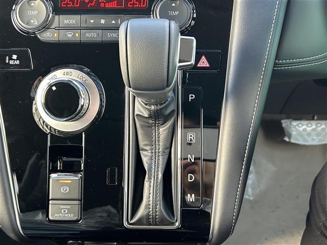 デリカＤ：５ シャモニー　７人乗り　登録済未使用車　ｅ－Ａｓｓｉｓｔ　レーダークルーズコントロール　アルパイン１１型ナビ　マルチアラウンドモニター　両側電動スライドドア　パワーバックドア　パワーシート　シートヒーター　ＬＥＤ（25枚目）