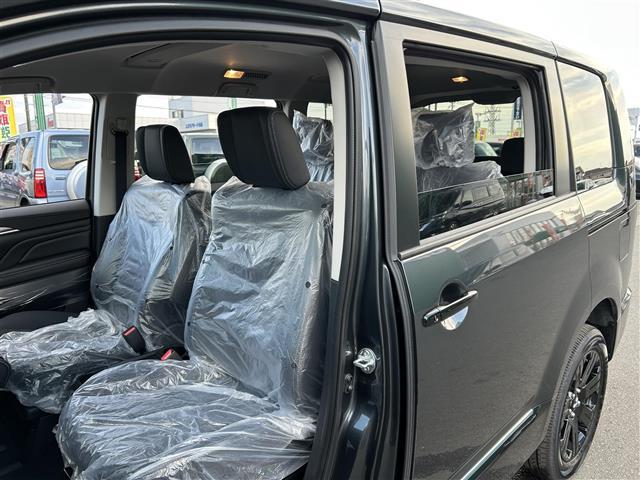 デリカＤ：５ シャモニー　７人乗り　登録済未使用車　ｅ－Ａｓｓｉｓｔ　レーダークルーズコントロール　アルパイン１１型ナビ　マルチアラウンドモニター　両側電動スライドドア　パワーバックドア　パワーシート　シートヒーター　ＬＥＤ（29枚目）