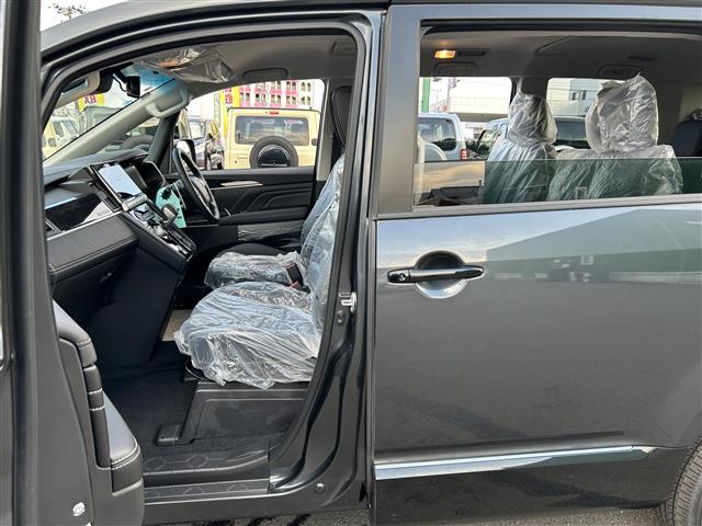 デリカＤ：５ シャモニー　７人乗り　登録済未使用車　ｅ－Ａｓｓｉｓｔ　レーダークルーズコントロール　アルパイン１１型ナビ　マルチアラウンドモニター　両側電動スライドドア　パワーバックドア　パワーシート　シートヒーター　ＬＥＤ（30枚目）