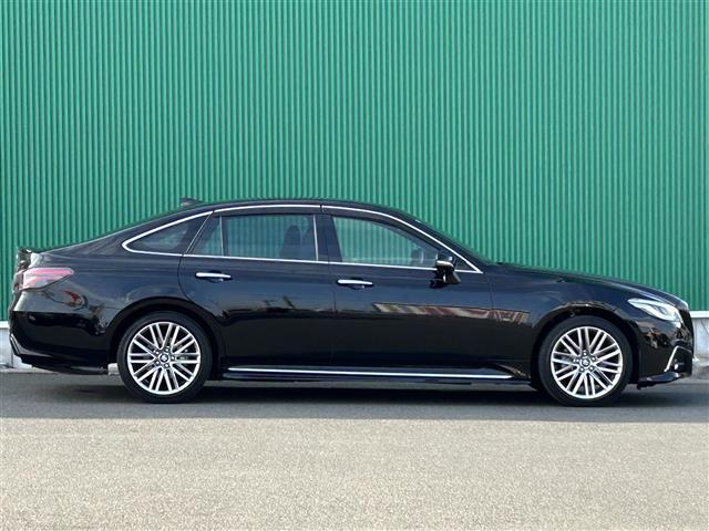 クラウンハイブリッド RS 後期型 セーフティセンス レーダークルーズコントロール 12.3インチナビ バックカメラ ETC ドライブレコーダー シートヒーター ステアリグヒーター パワーシート 純正18インチアルミホイール(35枚目)