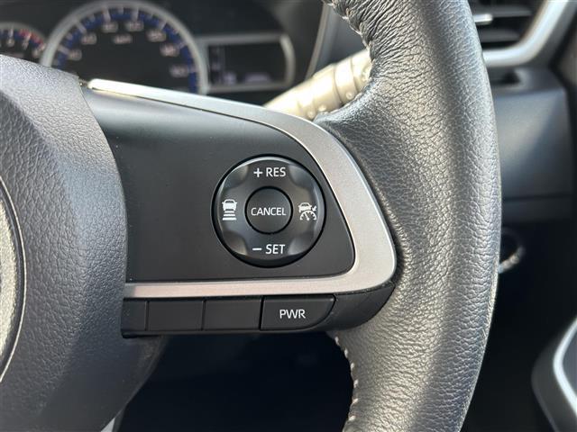 ルーミー カスタムＧ　スマートアシスト　アダプティブクルーズコントロール　純正９インチナビ　パノラミックビューモニター　ＥＴＣ　ドライブレコーダー　ドライブレコーダー　両側電動スライドドア　純正１４インチＡＷ　ＬＥＤライト（9枚目）