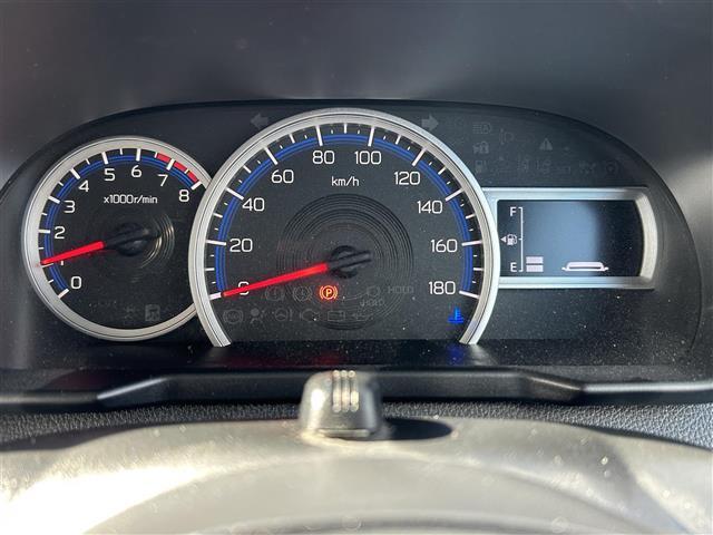 ルーミー カスタムＧ　スマートアシスト　アダプティブクルーズコントロール　純正９インチナビ　パノラミックビューモニター　ＥＴＣ　ドライブレコーダー　ドライブレコーダー　両側電動スライドドア　純正１４インチＡＷ　ＬＥＤライト（10枚目）