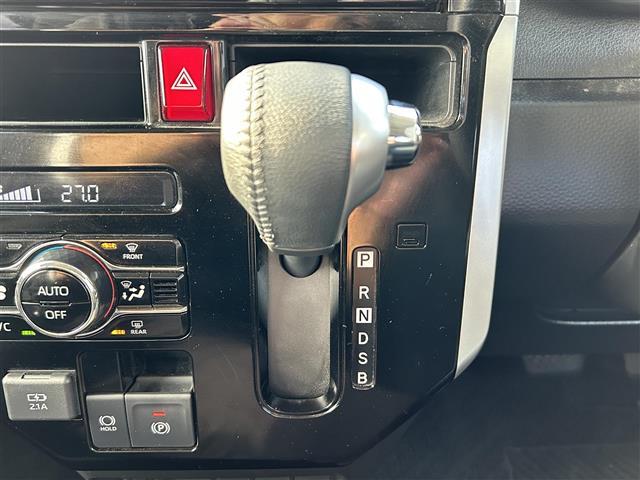 ルーミー カスタムＧ　スマートアシスト　アダプティブクルーズコントロール　純正９インチナビ　パノラミックビューモニター　ＥＴＣ　ドライブレコーダー　ドライブレコーダー　両側電動スライドドア　純正１４インチＡＷ　ＬＥＤライト（25枚目）