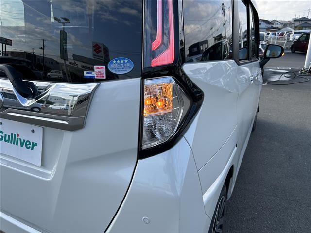 ルーミー カスタムＧ　スマートアシスト　アダプティブクルーズコントロール　純正９インチナビ　パノラミックビューモニター　ＥＴＣ　ドライブレコーダー　ドライブレコーダー　両側電動スライドドア　純正１４インチＡＷ　ＬＥＤライト（40枚目）