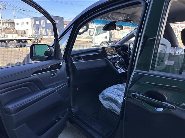 デリカD:5 ブラックエディション 7人乗り 登録済未使用車 e-Assist レーダークルーズコントロール アルパイン11型ナビ マルチアラウンドモニター 両側電動スライドドア パワーバックドア パワーシート シートヒーター LED(30枚目)
