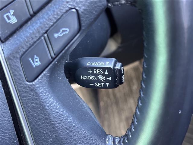 アルファード ２．５Ｓ　タイプゴールド　ツインムーンルーフ　セーフティセンス　レーダークルーズコントロール　ＢＳＭ　デジタルインナーミラー　純正１２インチフリップダウンモニター　９インチディスプレイオーディオ　両側電動スライドドア　ＬＥＤ（10枚目）