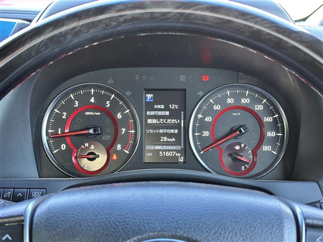 アルファード ２．５Ｓ　タイプゴールド　ツインムーンルーフ　セーフティセンス　レーダークルーズコントロール　ＢＳＭ　デジタルインナーミラー　純正１２インチフリップダウンモニター　９インチディスプレイオーディオ　両側電動スライドドア　ＬＥＤ（11枚目）