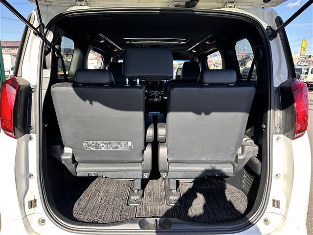 アルファード ２．５Ｓ　タイプゴールド　ツインムーンルーフ　セーフティセンス　レーダークルーズコントロール　ＢＳＭ　デジタルインナーミラー　純正１２インチフリップダウンモニター　９インチディスプレイオーディオ　両側電動スライドドア　ＬＥＤ（33枚目）