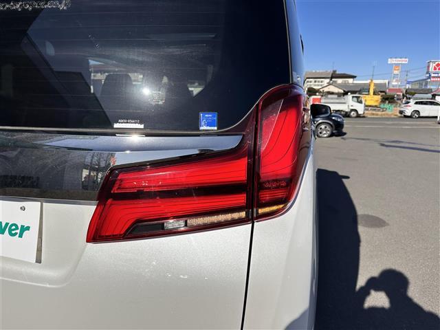 アルファード ２．５Ｓ　タイプゴールド　ツインムーンルーフ　セーフティセンス　レーダークルーズコントロール　ＢＳＭ　デジタルインナーミラー　純正１２インチフリップダウンモニター　９インチディスプレイオーディオ　両側電動スライドドア　ＬＥＤ（40枚目）