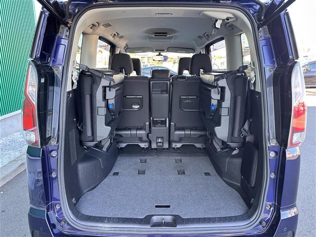 セレナ ハイウェイスター　セーフティパックＢ　プロパイロット　インテリジェントルームミラー　アラウンドビューモニター　純正９インチナビ　純正フリップダウンモニター　ＥＴＣ　ドラレコ　両側電動スライドドア　パーキングアシスト（16枚目）