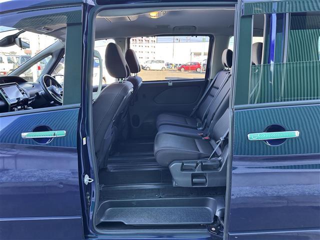 セレナ ハイウェイスター　セーフティパックＢ　プロパイロット　インテリジェントルームミラー　アラウンドビューモニター　純正９インチナビ　純正フリップダウンモニター　ＥＴＣ　ドラレコ　両側電動スライドドア　パーキングアシスト（31枚目）