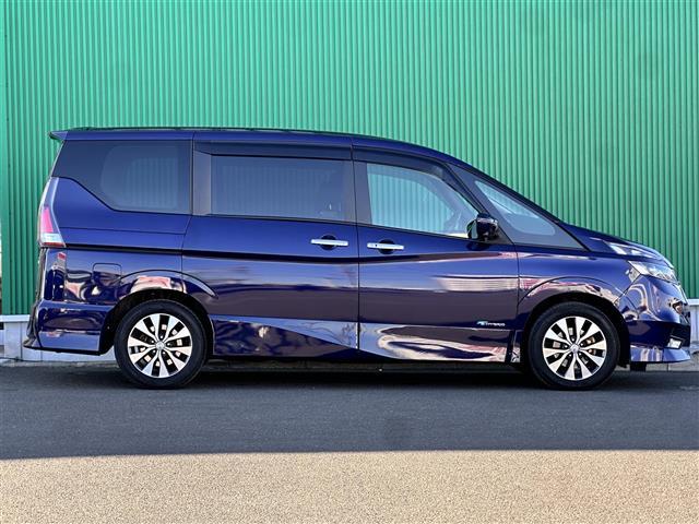 セレナ ハイウェイスター　セーフティパックＢ　プロパイロット　インテリジェントルームミラー　アラウンドビューモニター　純正９インチナビ　純正フリップダウンモニター　ＥＴＣ　ドラレコ　両側電動スライドドア　パーキングアシスト（35枚目）