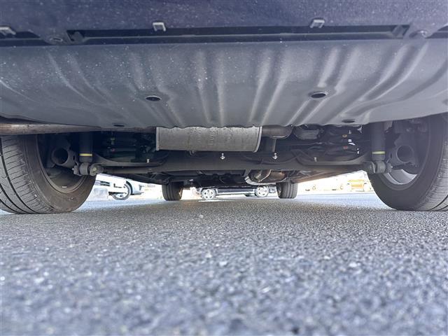 セレナ ハイウェイスター　セーフティパックＢ　プロパイロット　インテリジェントルームミラー　アラウンドビューモニター　純正９インチナビ　純正フリップダウンモニター　ＥＴＣ　ドラレコ　両側電動スライドドア　パーキングアシスト（42枚目）