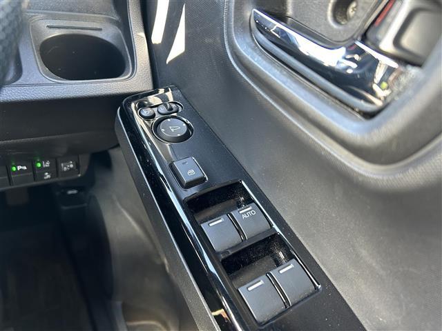 Ｎ－ＯＮＥ ＲＳ　ワンオーナー　６速ＭＴ車　ホンダセンシング　アダプティブクルーズコントロール　純正８インチナビ　バックカメラ　ＥＴＣ　ドライブレコーダー　シートヒーター　純正１５インチＡＷ　オートハイビーム（26枚目）