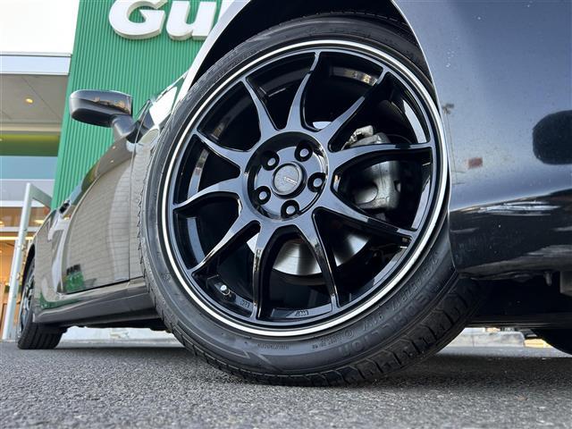 ８６ Ｇ　ＨＫＳ車高調　社外マフラー　社外ナビ　ＣＤ　ＤＶＤ　Ｂｌｕｅｔｏｏｔｈ　ＳＤ　フルセグＴＶ　社外１７インチアルミホイール　ディスチャージヘッドライト　フォグランプ　キーレスエントリー　純正フロアマット（17枚目）