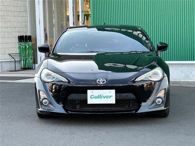 ８６ Ｇ　ＨＫＳ車高調　社外マフラー　社外ナビ　ＣＤ　ＤＶＤ　Ｂｌｕｅｔｏｏｔｈ　ＳＤ　フルセグＴＶ　社外１７インチアルミホイール　ディスチャージヘッドライト　フォグランプ　キーレスエントリー　純正フロアマット（18枚目）