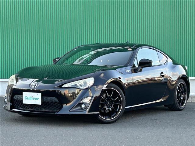 ８６ Ｇ　ＨＫＳ車高調　社外マフラー　社外ナビ　ＣＤ　ＤＶＤ　Ｂｌｕｅｔｏｏｔｈ　ＳＤ　フルセグＴＶ　社外１７インチアルミホイール　ディスチャージヘッドライト　フォグランプ　キーレスエントリー　純正フロアマット（19枚目）