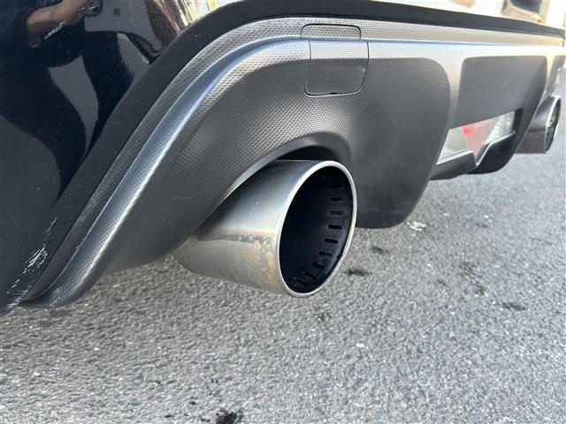 ８６ Ｇ　ＨＫＳ車高調　社外マフラー　社外ナビ　ＣＤ　ＤＶＤ　Ｂｌｕｅｔｏｏｔｈ　ＳＤ　フルセグＴＶ　社外１７インチアルミホイール　ディスチャージヘッドライト　フォグランプ　キーレスエントリー　純正フロアマット（28枚目）