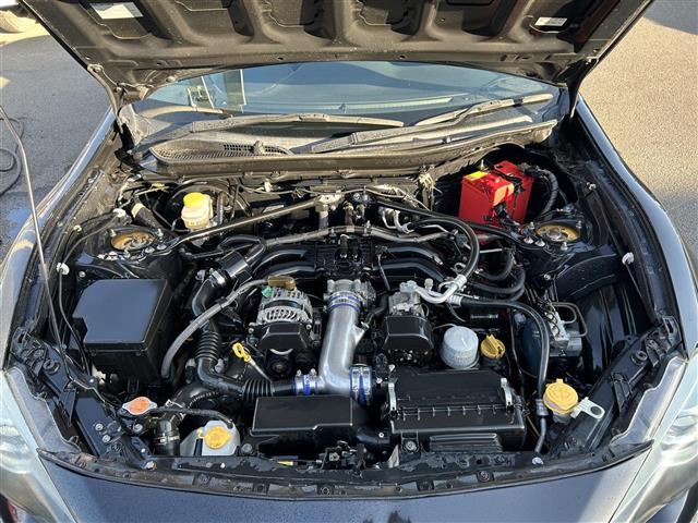 ８６ Ｇ　ＨＫＳ車高調　社外マフラー　社外ナビ　ＣＤ　ＤＶＤ　Ｂｌｕｅｔｏｏｔｈ　ＳＤ　フルセグＴＶ　社外１７インチアルミホイール　ディスチャージヘッドライト　フォグランプ　キーレスエントリー　純正フロアマット（41枚目）