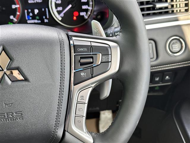 デリカD:5 シャモニー 7人乗り 登録済未使用車 マルチアラウンドモニター e-Assist レーダークルーズコントロール 両側電動スライドドア パワーバックドア シートヒーター ステアリングヒーター(9枚目)