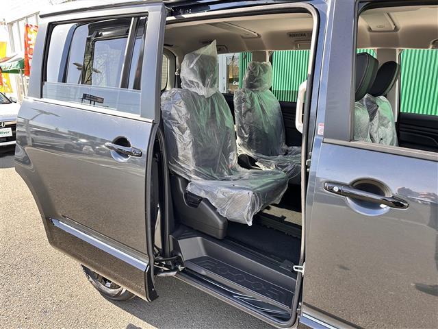 デリカD:5 シャモニー 7人乗り 登録済未使用車 マルチアラウンドモニター e-Assist レーダークルーズコントロール 両側電動スライドドア パワーバックドア シートヒーター ステアリングヒーター(15枚目)