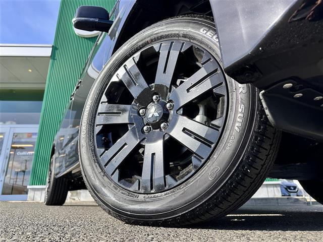 デリカD:5 シャモニー 7人乗り 登録済未使用車 マルチアラウンドモニター e-Assist レーダークルーズコントロール 両側電動スライドドア パワーバックドア シートヒーター ステアリングヒーター(17枚目)