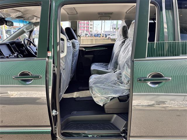 デリカD:5 シャモニー 7人乗り 登録済未使用車 マルチアラウンドモニター e-Assist レーダークルーズコントロール 両側電動スライドドア パワーバックドア シートヒーター ステアリングヒーター(31枚目)