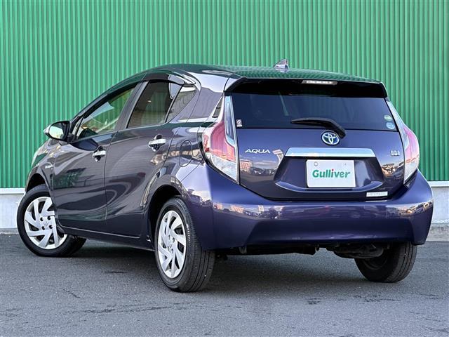 アクア S 社外メモリナビ CD/DVD/Bluetooth/フルセグTV バックカメラ ETC スマートキー プッシュスタート スペアキー1本 電動格納ミラー ヘッドライトレベライザー 純正フロアマット(20枚目)