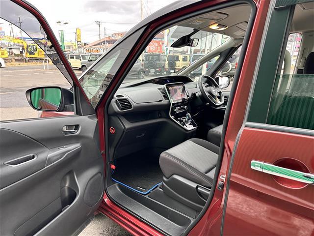 セレナ e-パワー ハイウェイスターV セーフティパックA アラウンドビューモニター 純正フリップダウンモニター 純正10インチナビ ETC ドライブレコーダー ハンズフリー両側電動スライドドア 純正OP16インチAW 後席オートエアコン(30枚目)