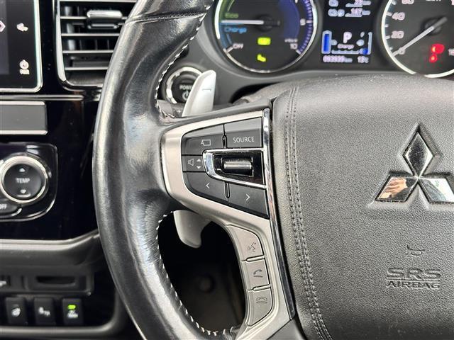 アウトランダーPHEV Sエディション 4WD サンルーフ 純正ディスプレイオーディオ RockFord Fosgaスピーカー 全周囲カメラ バックカメラ 電動リアゲート ビルシュタイン製ダンパー パワーシート ハンドルヒーター(22枚目)