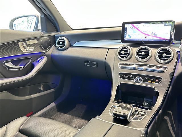 Ｃクラス Ｃ２２０ｄアバンギャルド　黒革　純正ナビ／フルセグ　Ｂカメラ　ＡＣＣ　ＢＳＭ　アンビエントライト　ＡｐｐｌｅＣａｒＰｌａｙ　ＡｎｄｒｏｉｄＡｕｔｏ　Ｂｌｕｅｔｏｏｔｈ　メモリ付パワーシート　シートヒーター　ＬＥＤヘッドライト（7枚目）