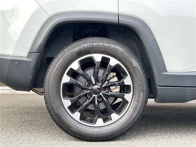 ジープ・コンパス ロンジチュード 後期 ACC/BSM 黒半革 AppleCarPlay AndroidAuto リアバックアップカメラ Bluetooth 前後ソナー スマートキー F/Rパーキングアシスト 純正17インチAW(33枚目)