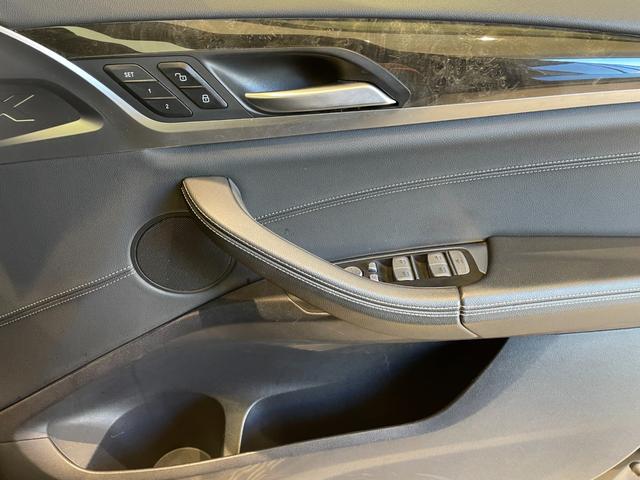 X3 xDrive 20d Mスポーツ 黒レザーシート 全席シートヒーター パワーシート ナビ 360°カメラ フルセグTV HUD CD/DVD ACC BSM LKA パワーバックドア コンフォートアクセス 純正19inchAW ETC(24枚目)