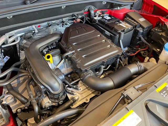 Q2 30TFSIスポーツ ナビ バックカメラ フルセグ バーチャルコックピット 前後ソナー ACC BSM レーンキープ シートヒーター AUDIドライブセレクト パワーバックドア アドバンストキー LEDライト 純正17AW(31枚目)