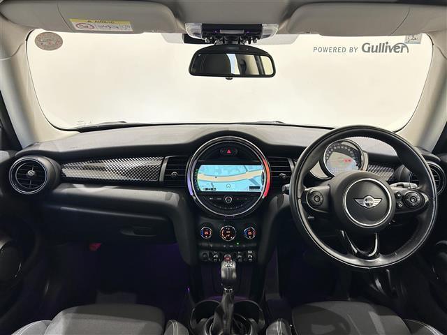 MINI クーパーS 純正ナビ Bluetooth バックカメラ クルーズコントロール インテリアサーフェス(ブラックチェッカード) スマートキー ETC 後ソナー OP純正17インチAW(コスモススポークブラック)(3枚目)