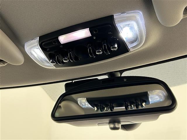 MINI クーパーS 純正ナビ Bluetooth バックカメラ クルーズコントロール インテリアサーフェス(ブラックチェッカード) スマートキー ETC 後ソナー OP純正17インチAW(コスモススポークブラック)(16枚目)