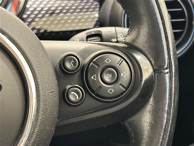 MINI クーパーS 純正ナビ Bluetooth バックカメラ クルーズコントロール インテリアサーフェス(ブラックチェッカード) スマートキー ETC 後ソナー OP純正17インチAW(コスモススポークブラック)(19枚目)