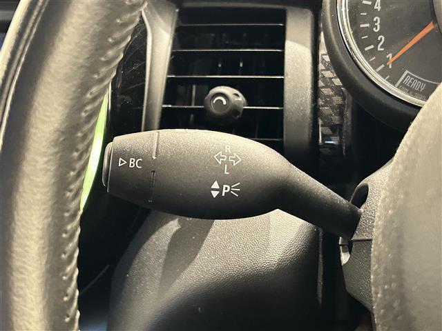 MINI クーパーS 純正ナビ Bluetooth バックカメラ クルーズコントロール インテリアサーフェス(ブラックチェッカード) スマートキー ETC 後ソナー OP純正17インチAW(コスモススポークブラック)(20枚目)