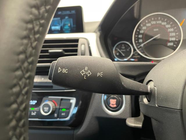 ３シリーズ ３２０ｄ　Ｍスポーツ　ＡＣＣ／ＢＳＭ　アンビエントライト　純正ナビ　Ｂカメラ　Ｂｌｕｅｔｏｏｔｈ　ＣＤ／ＤＶＤ　パドルシフト　後ソナー　コンフォートアクセス　純正ＯＰ１９インチＡＷ（ダブルスポーク・スタイリング７９１Ｍ）（20枚目）