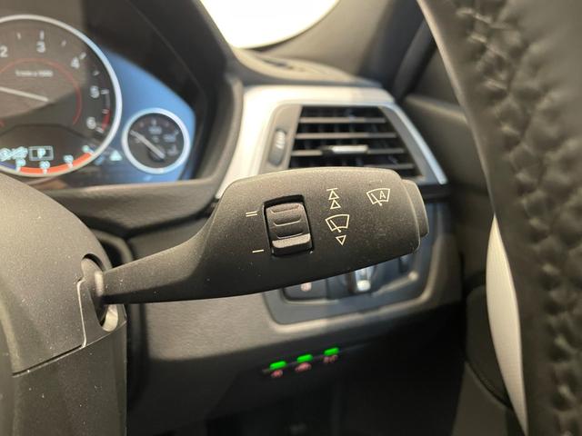 ３シリーズ ３２０ｄ　Ｍスポーツ　ＡＣＣ／ＢＳＭ　アンビエントライト　純正ナビ　Ｂカメラ　Ｂｌｕｅｔｏｏｔｈ　ＣＤ／ＤＶＤ　パドルシフト　後ソナー　コンフォートアクセス　純正ＯＰ１９インチＡＷ（ダブルスポーク・スタイリング７９１Ｍ）（21枚目）