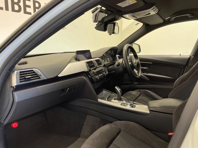３シリーズ ３２０ｄ　Ｍスポーツ　ＡＣＣ／ＢＳＭ　アンビエントライト　純正ナビ　Ｂカメラ　Ｂｌｕｅｔｏｏｔｈ　ＣＤ／ＤＶＤ　パドルシフト　後ソナー　コンフォートアクセス　純正ＯＰ１９インチＡＷ（ダブルスポーク・スタイリング７９１Ｍ）（27枚目）