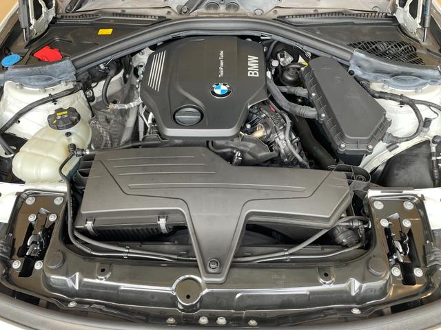 ３シリーズ ３２０ｄ　Ｍスポーツ　ＡＣＣ／ＢＳＭ　アンビエントライト　純正ナビ　Ｂカメラ　Ｂｌｕｅｔｏｏｔｈ　ＣＤ／ＤＶＤ　パドルシフト　後ソナー　コンフォートアクセス　純正ＯＰ１９インチＡＷ（ダブルスポーク・スタイリング７９１Ｍ）（31枚目）