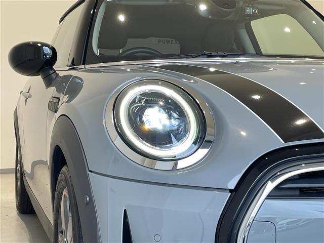 ＭＩＮＩ クーパーＤ　ドライビングアシストＰＫＧ　純正ディスプレイオーディオ　ＡｐｐｌｅＣａｒＰｌａｙ　アンビエントライト　クルコン　Ｂカメラ　コンフォートアクセス　前後ソナー　シートヒーター　Ｍｉｎｉドライビングモード（40枚目）