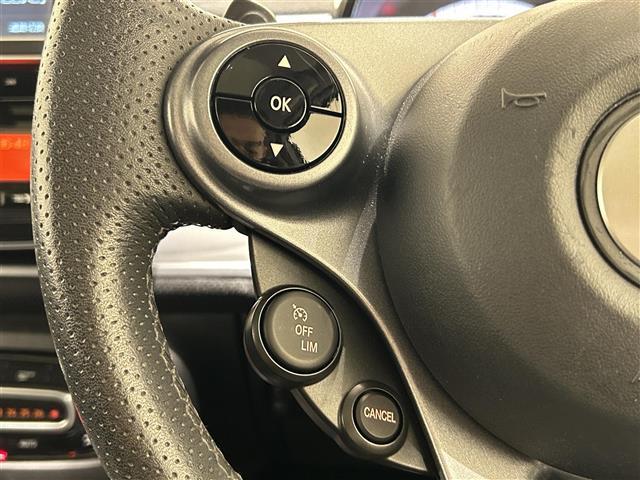 スマートフォーフォー ターボ ガラスルーフ 黒革 Panasonicナビ(CN-G1000VD) 純正オーディオ パドルシフト 前席シートヒーター 後ソナー キーレスキー 純正16インチAW(15枚目)